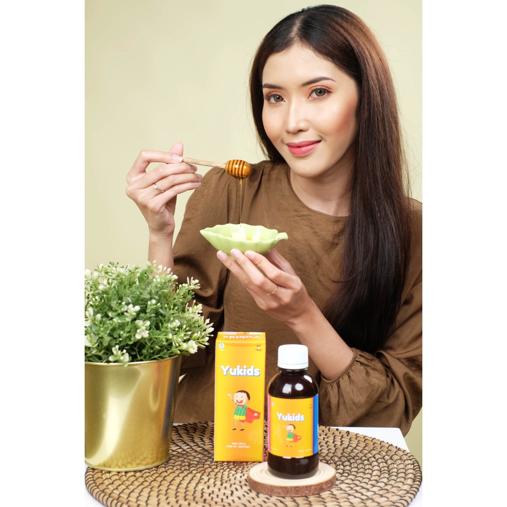 MADU YUKIDS DENGAN EKSTRA MINYAK IKAN SIDAT