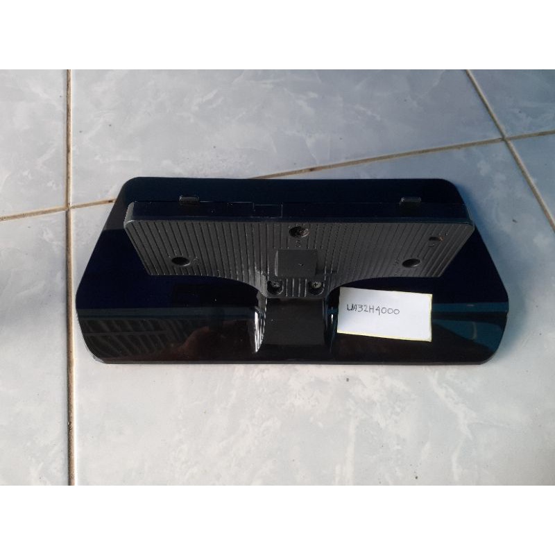 Kaki Tv Samsung Ua32h4000ar 32h4000