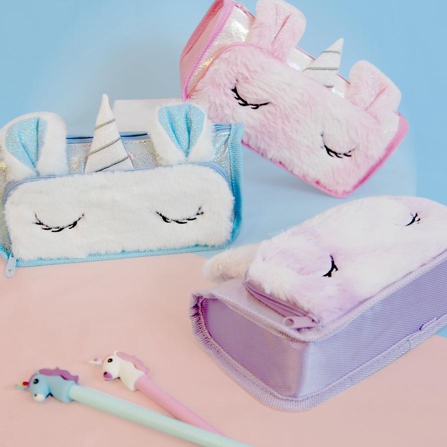 

TREN MASA KINI Unicorn tempat pencil bulu / pencil case unicorn fur 6627 DS2D.