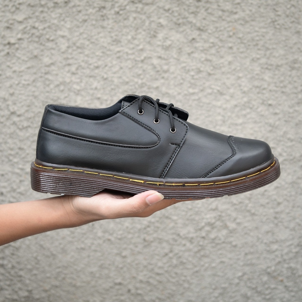 RIONZ DORI SERIES - SepatuFormal Pantofel Pria Resmi Formal Tali Hitam Coklat Kulit PU Original Brown Black Kantor Kuliah Casual Gereja Pesta Kondangan Nikahan Kerja Perkantoran PNS Guru Gaya Trendy Kekinian Terlaris Murah