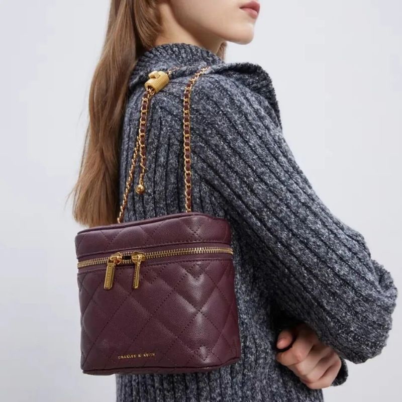 8.8 SALE | CK Nezu Quilted Boxy Bag