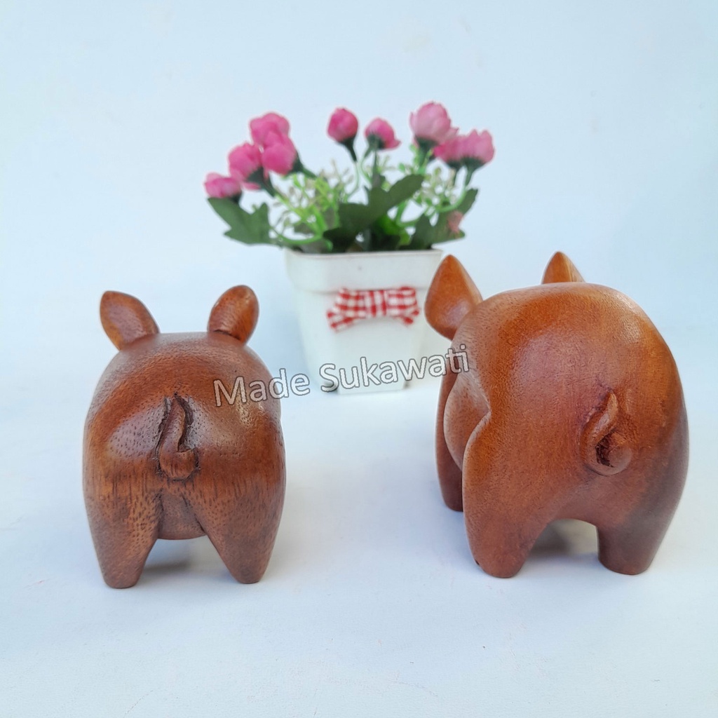 Kerajinan patung kayu Babi pig mini handmade hiasan Bali