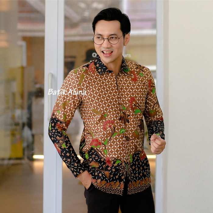 Batik Pria Slimfit Lengan Panjang Premium SBA10