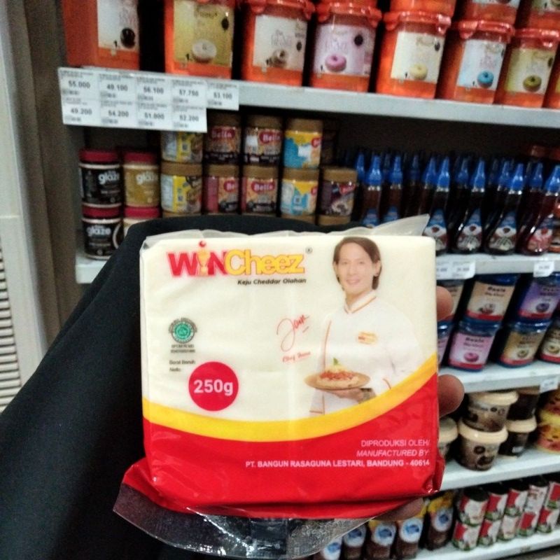 

Wincheez Cheddar Cheese Olahan 250 gr
