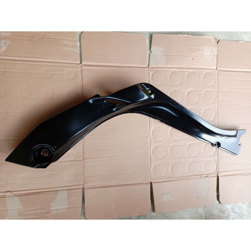 SAYAP DALAM KAWASAKI KAZE/KAZE R OROGINAL 2ND