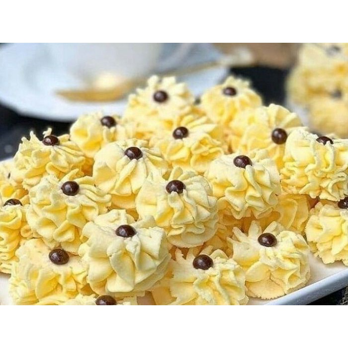 

kue kering mawar susu toples 250gr