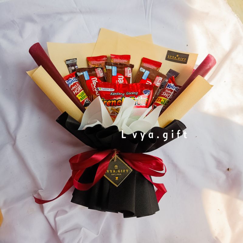 (SNACK 0001) Lvya.gift Buket snack random medium | Buket snack medium wisuda | Buket snack wisuda | Buket snack ulang tahun