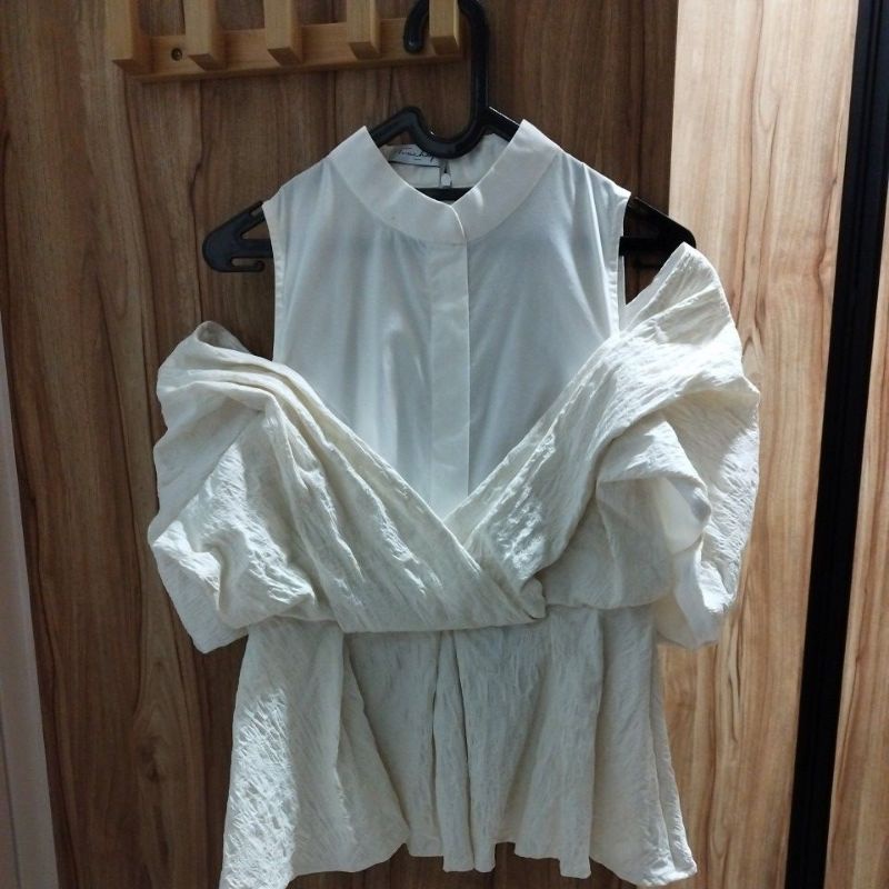 atasan Peplum touchup atelier (preloved)
