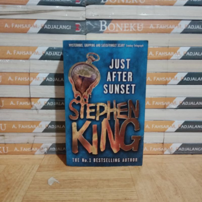 

BUKU ORIGINAL - STEPHEN KING JUST AFTER SUNSET