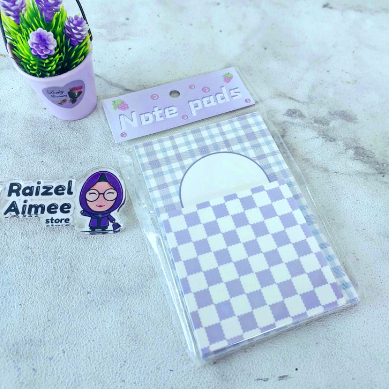 

NOTEPAD UNGU MOTIF KOTAK-KOTAK