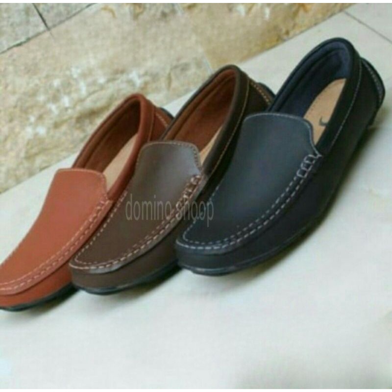 sepatu slip on pria/sepatu sorong pria /sepatu santai pria bahan kulit sentetis