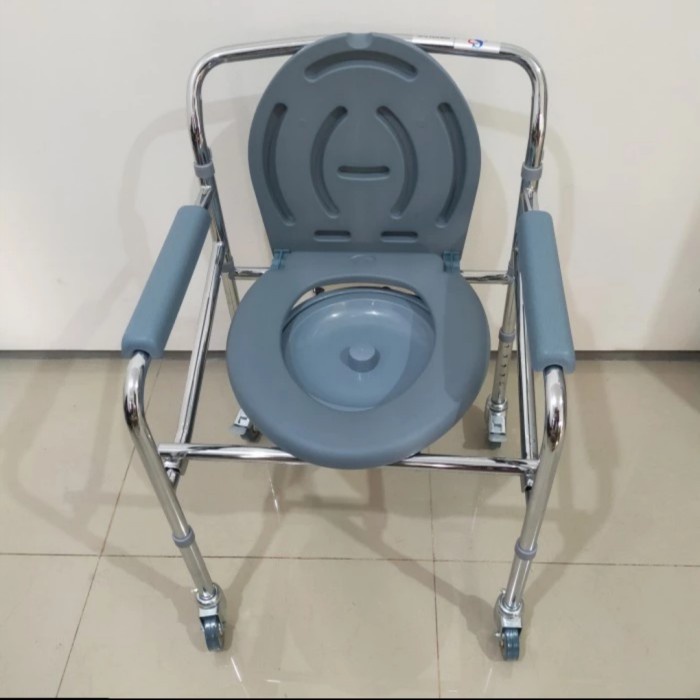 Kursi Bab Roda Commode Chair Pispot Toilet Bisa Untuk Mandi Lansia