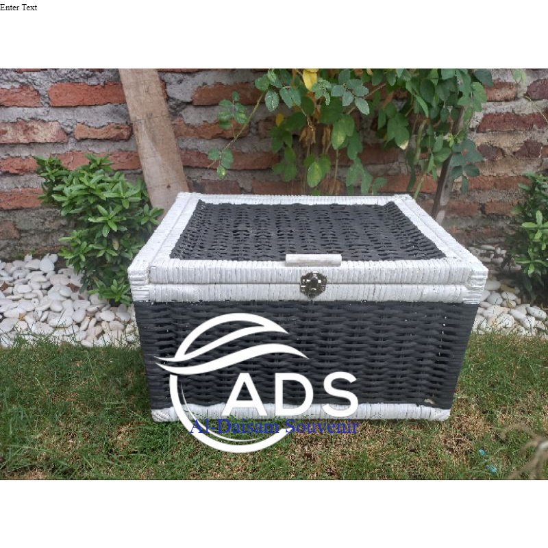 keranjang sepeda motor dari rotan bisa req warna Rotan Jepara