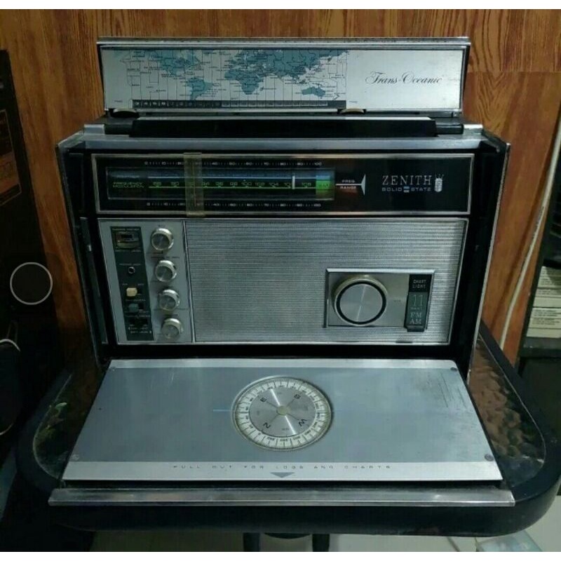 Radio Zenith Solid State Trans Oceanic Normal Mulus