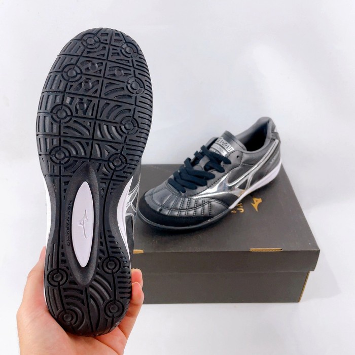 SEPATU FUTSAL MIZUNO MORELIA NEO BLACK SILVER IC