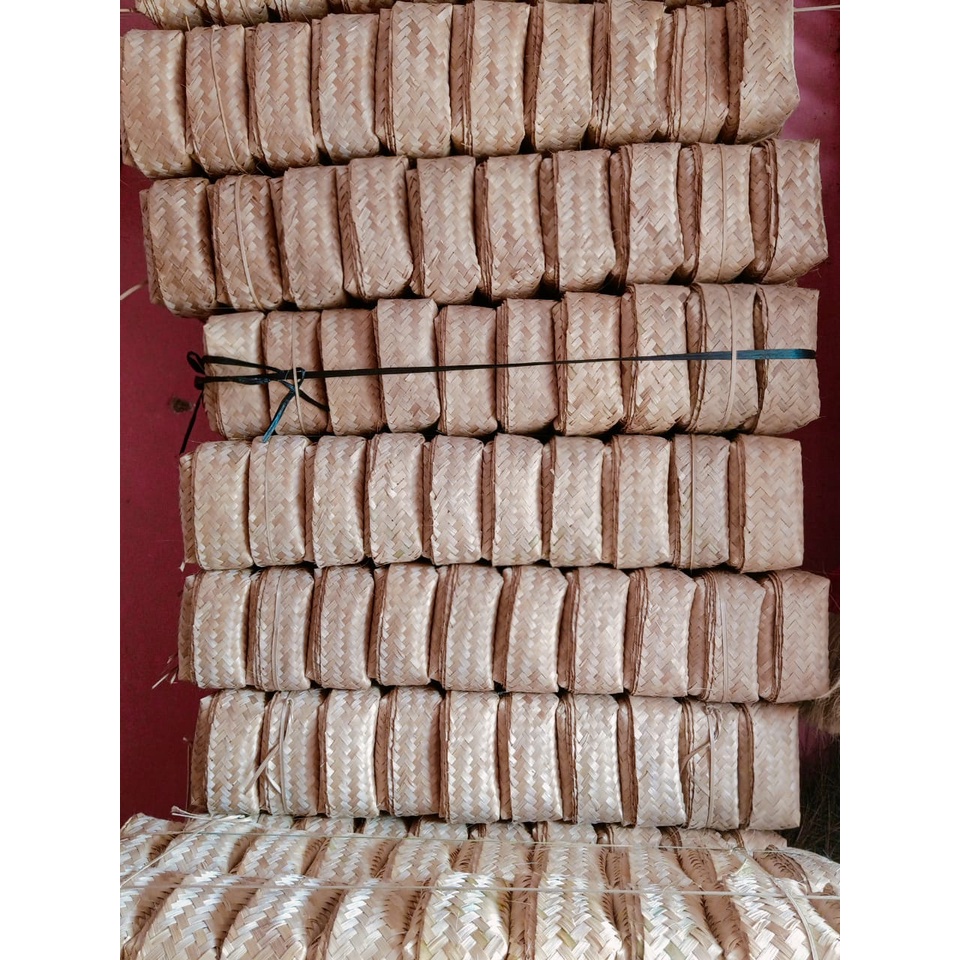 

[ Halodul ] Grosir Besek 18X18 2500 Pasang Besek Cetering Hampers Genduri Bakul Bambu | besek bambu hampers kotak hantaran lebaran