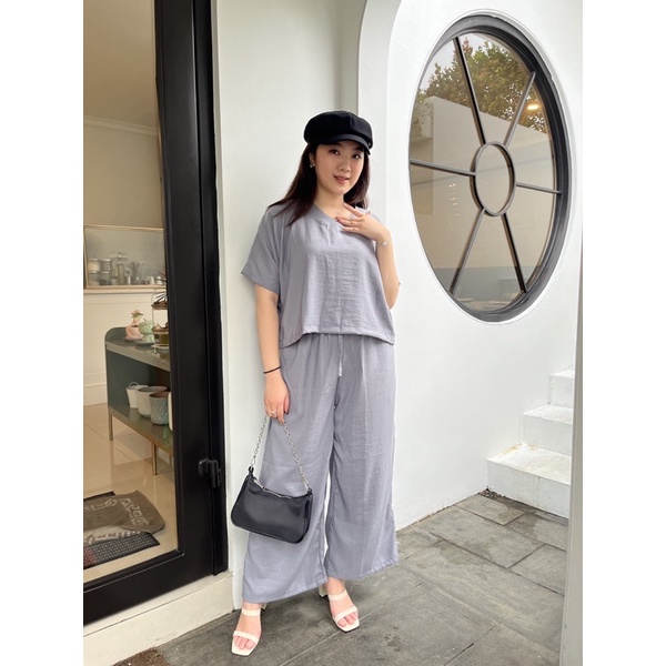 MEIRA ONESET CROP OVERSIZE - setelan cp kalong wanita dewasa