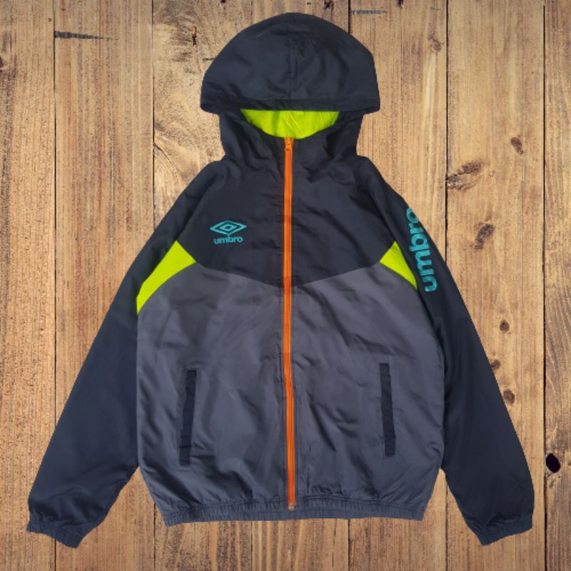 jaket umbro windbreaker hoodie second thrift