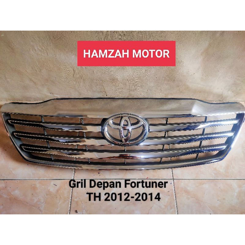 GRIL DEPAN FORTUNER 2012 - 2014 CROM ORIGINAL + LOGO