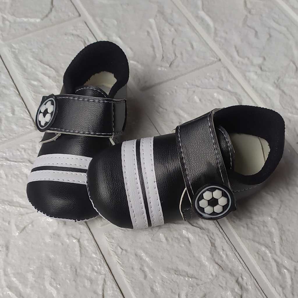 Sepatu bayi laki - laki  / cowok slip - on