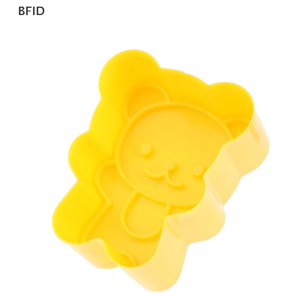 [BFID] 4pcs/set Cute Samll Dolphin Samll Seal Squirrel Bear Sandwich Cookie Mold Cutter [ID]