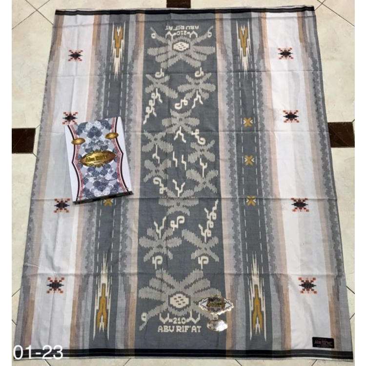 sarung abu rif'at motif bhs