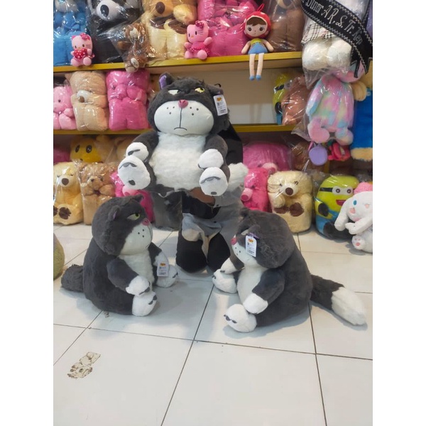 BONEKA KUCING MATA SEREM BONEKA KUCING ABU-ABU BONEKA KUCING LIAR