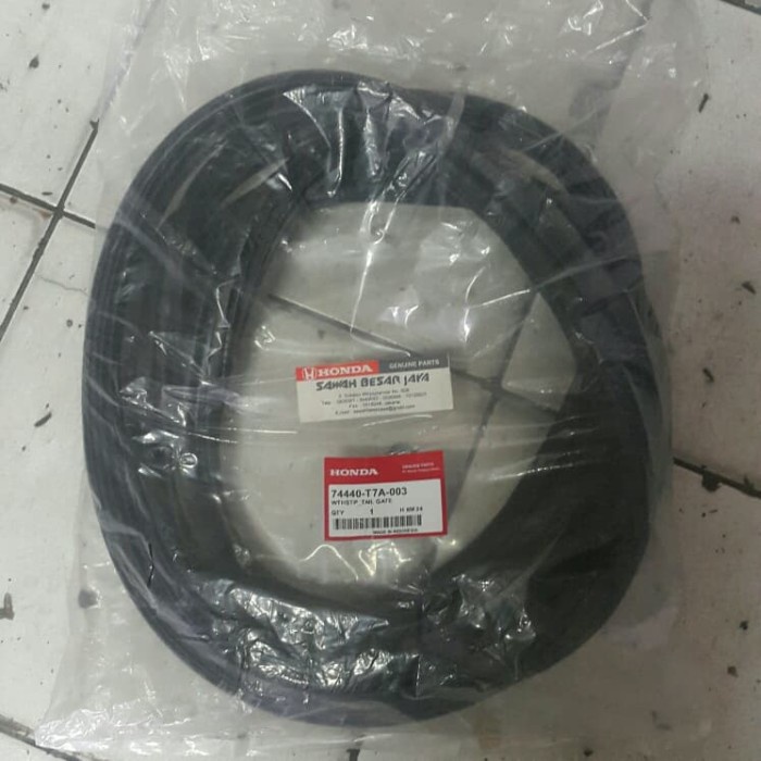 karet pintu bagasi belakang hrv
