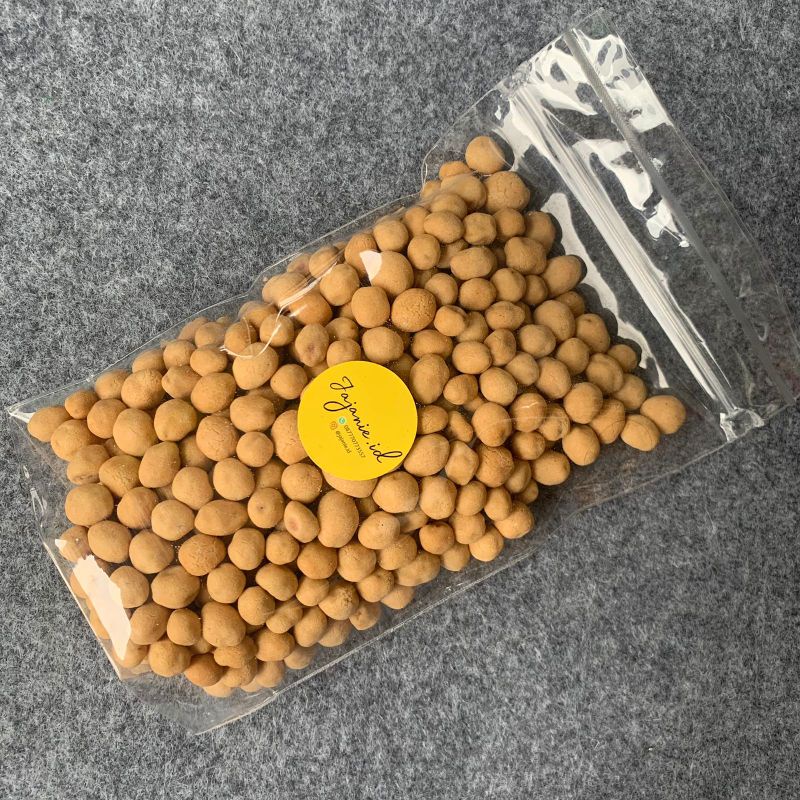 

Kacang Atom