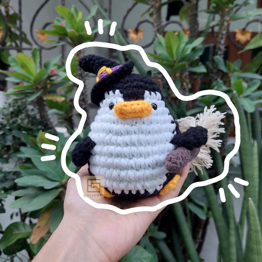 "Pingu Witch" Amigurumi / Crochet Doll || Boneka RajutRenda Penyihir Pingu (Penguin)