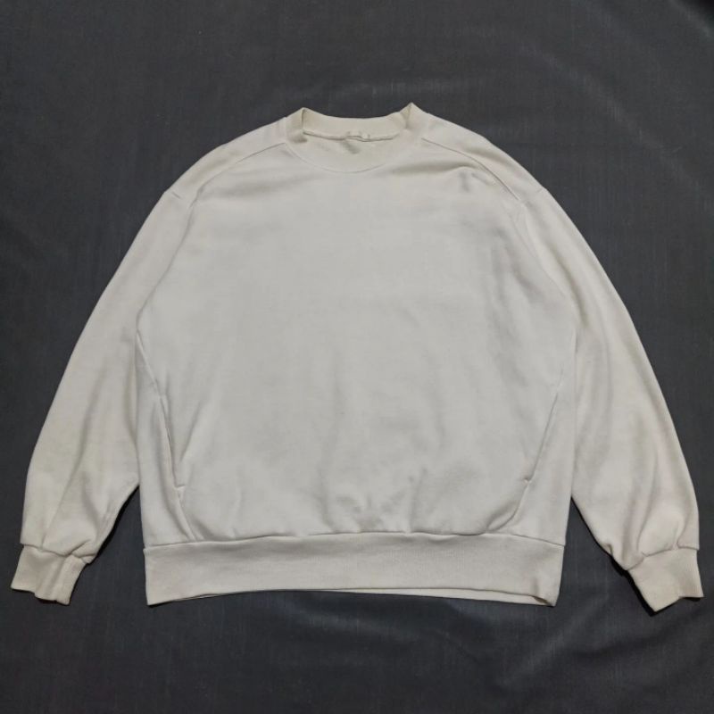 Crewneck GU by Uniqlo