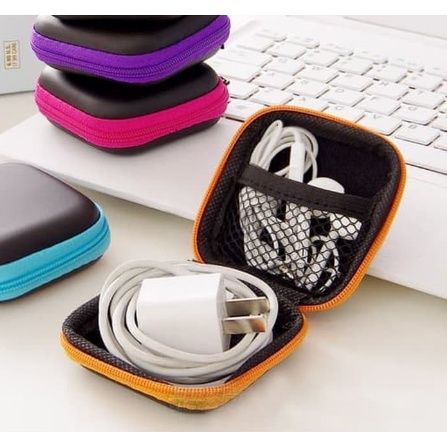 Travel Pouch - Dompet Persegi - Case Organizer - Tempat Headset Koin Kunci Kotak Penyimpanan Charger Mini