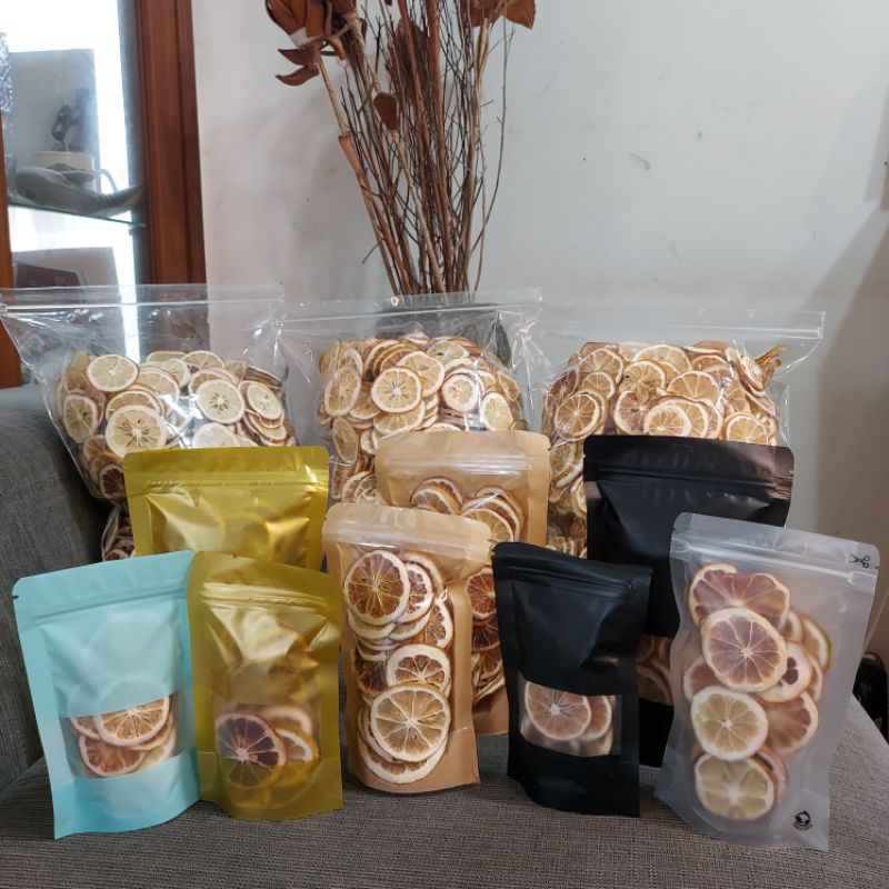 

DRIED LEMON SLICE 25 gram/ LEMON KERING / LEMON DIET KERING / LEMON TEA KERING