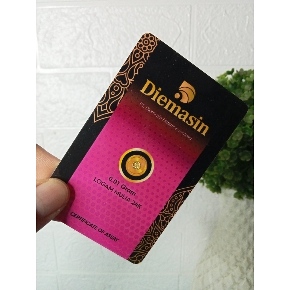 DIEMASIN Reguler Series 0.01 Gram Kemasan PVC TERMURAH TERLARIS Emas Mini Emas Batangan Logam Mulia Murni 24 Karat Bersertifikat Resmi Asli Original Tabungan Emas Souvenir Keren Mewah