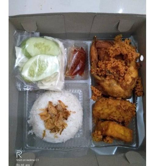 

Free Ongkir/ Nasi Box Pecel Ayam Termurah Enak Halal