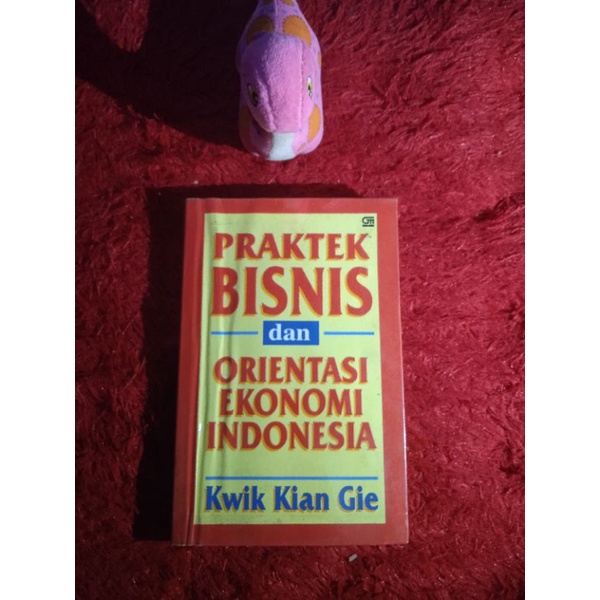 ( preloved  ) praktek bisnis orientasi ekonomi Indonesia original