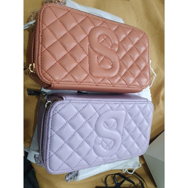 Yura bag buttonscarves