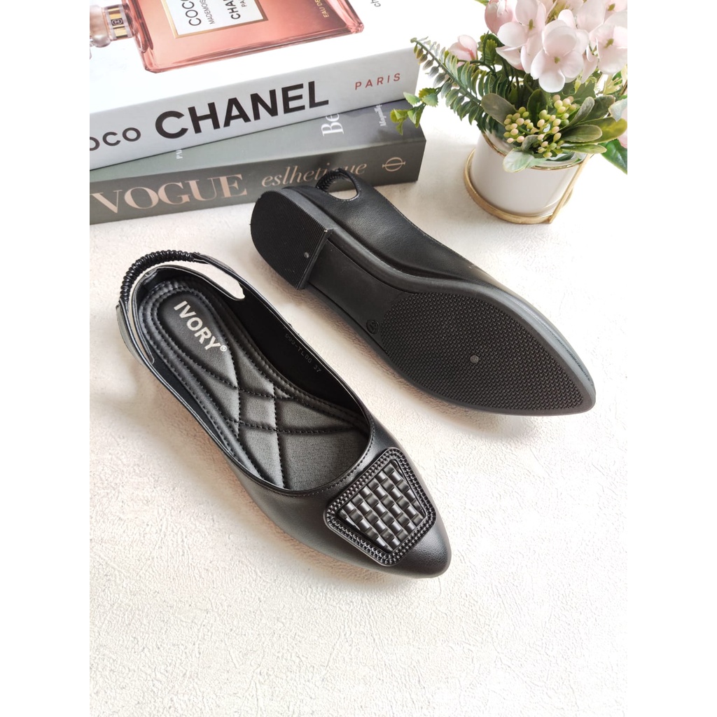 IVORY Sepatu Flat Wanita Tali Belakang 999-TL86