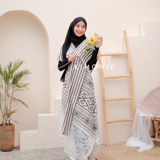 KIMONIK LARAS DRESS MILKY