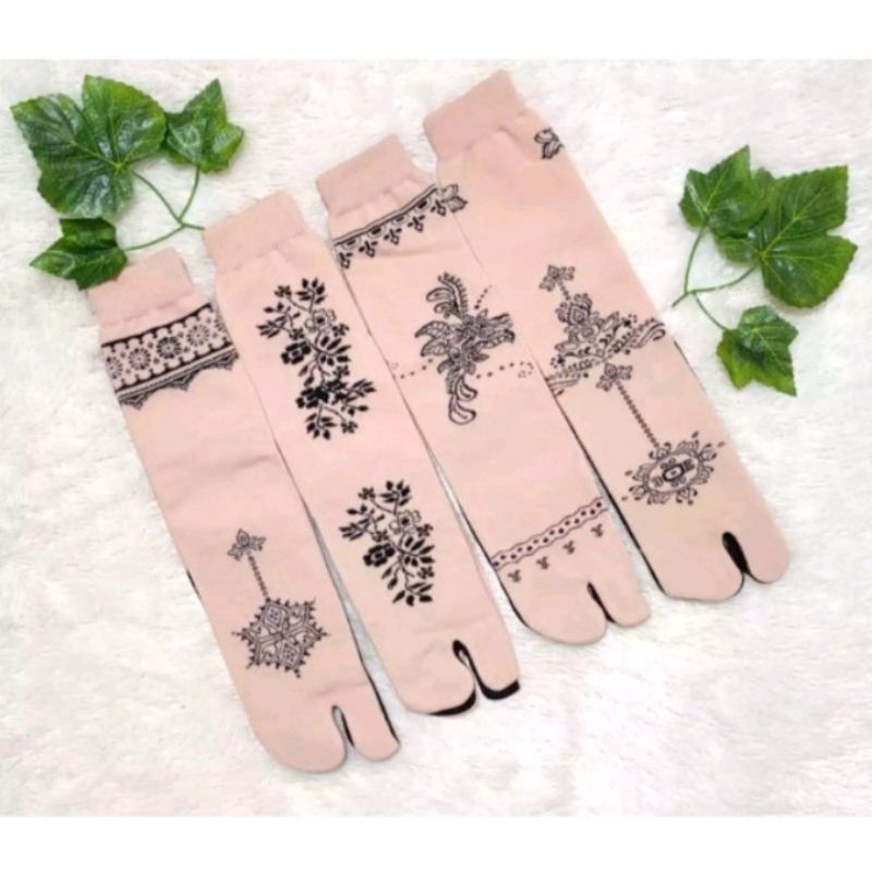 grosir!!! (12 Pasang) kaos kaki jempol motif henna krem wanita muslimah panjang motif random nyaman di gunakan