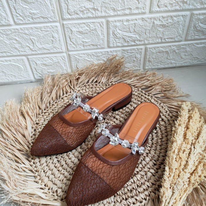 Flatshoes Three Ladies Abbasy Flat shoes sandal wanita hak 2 cm - Cokelat, 36(Z7Z3) Sepatu Flat Wani