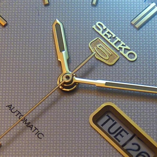 Seiko 5 SNXG47K1 Automatic White Dial - Jam Tangan Pria SNXG47