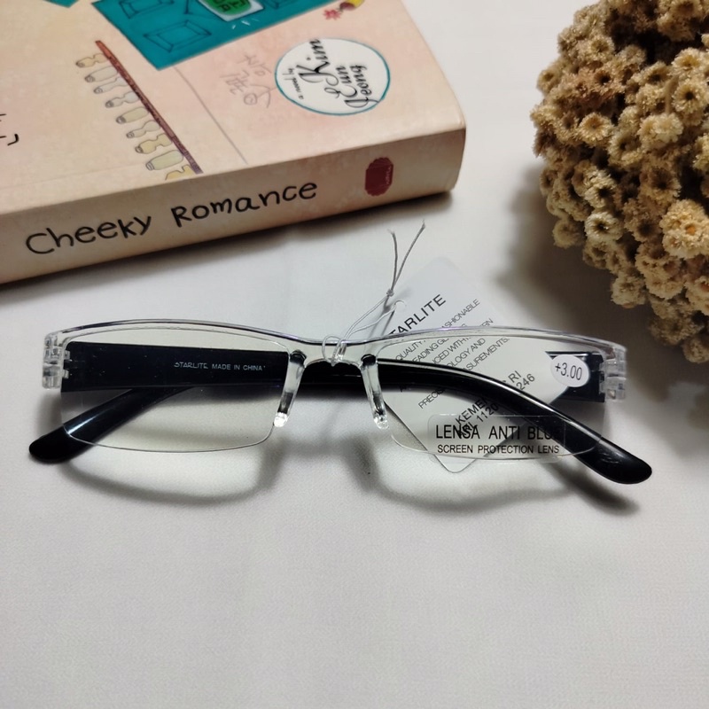 Kacamata Baca Plus Anti Radiasi