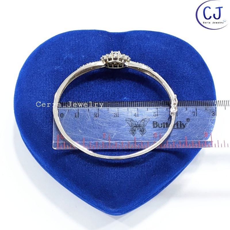 Gelang Perak Asli Silver Wanita 925 Lapis Emas Putih Model Bangle Bunga Permata Hitam Keliling Oval - Perhiasan Perak Asli