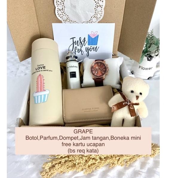

(Terbaik) Kado Hampers Gift Box Hadiah Parfum Jam Tangan Dompet Botol Tumbler Ulang Tahun Birthday Wisuda Graduation Anniversary Pernikahan Wedding