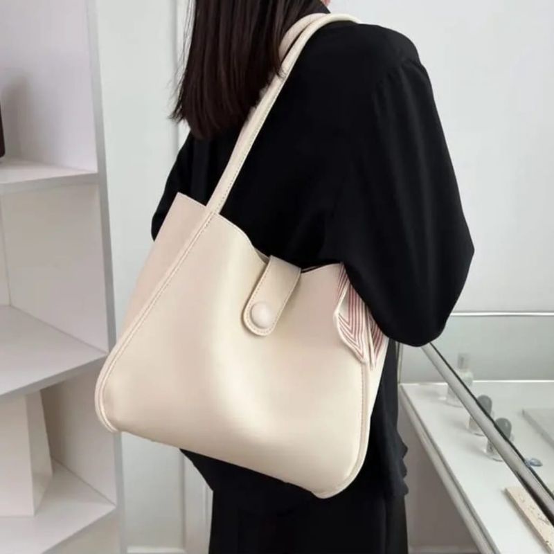 Tas wanita Florida//Tas selempang kuliah//Tas selempang terbaru