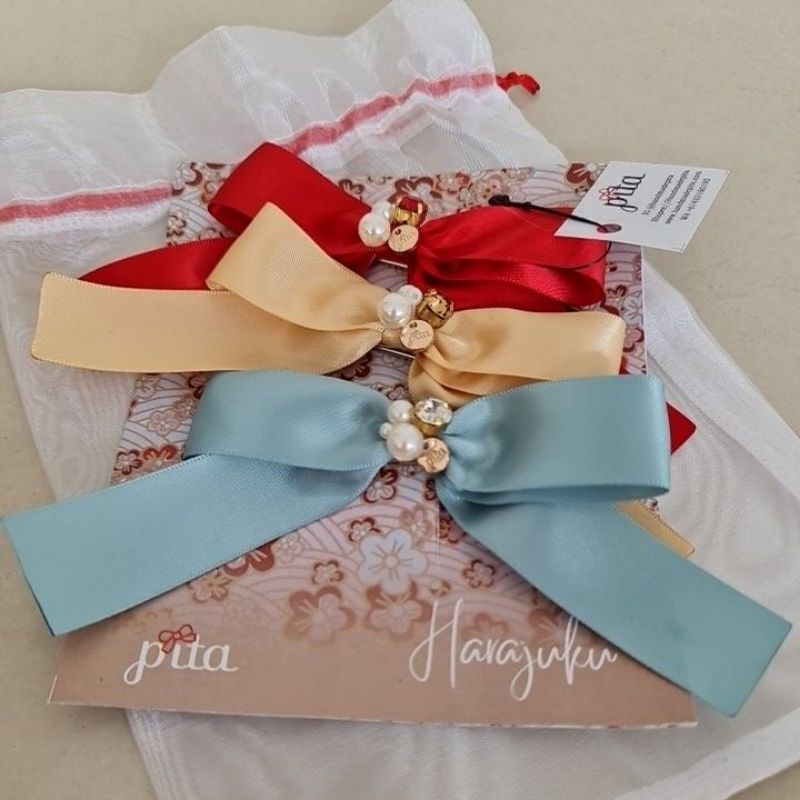 

Handmade pita premium collection