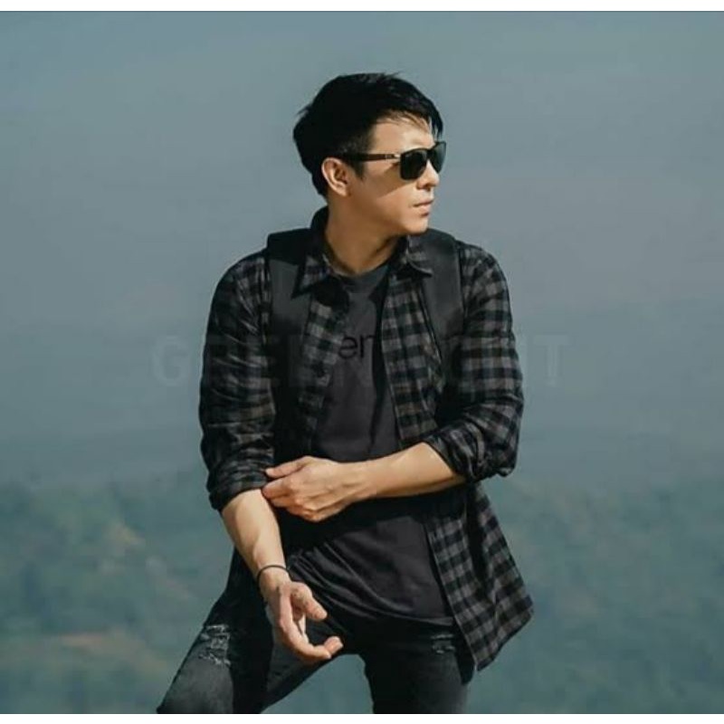 Kemeja Flanel Impor Pria Kualitas Premium Lengan Panjang Unisex Hem Flannel Baju Flanel Pria Wanita Motif Kotak Kotak