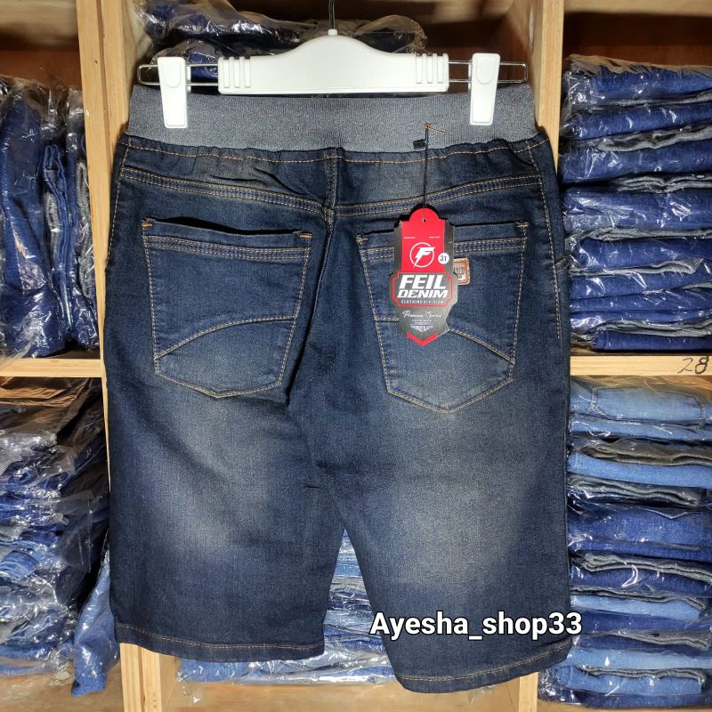 JEANS PENDEK SLIM FIT