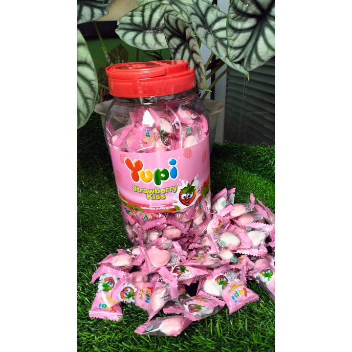 

YUPI TOPLES KEMASAN 300GR